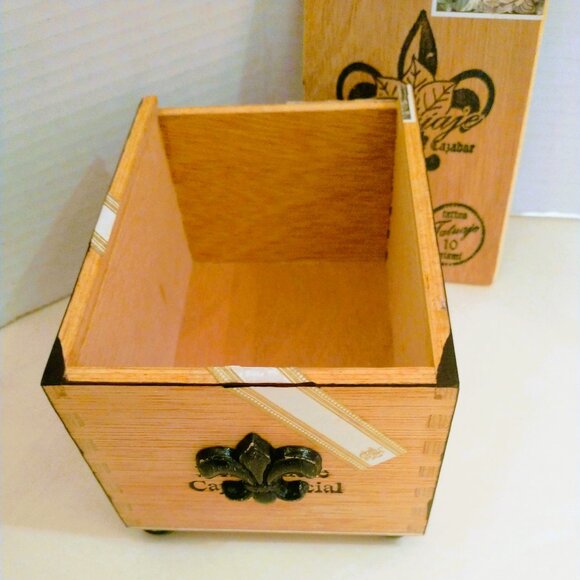Suenos de Saundra Upcycled, RARE TATUAJE Cigar Box, Decor/ Storage - Picture 9 of 11